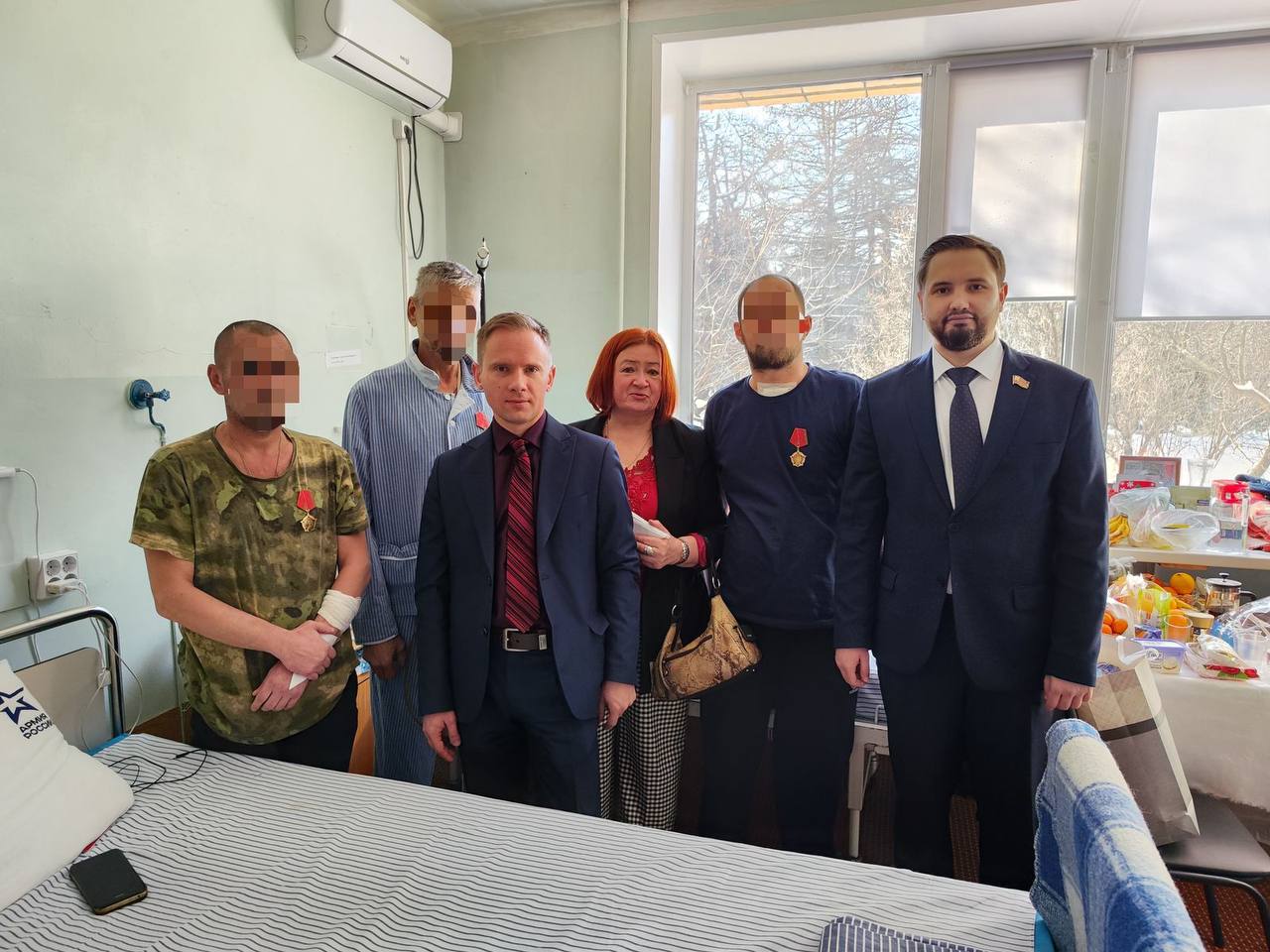 Накануне Дня защитника отечества посетили Главный военный клинический госпиталь им. Н.Н. Бурденко, где проходят лечение участники СВО.